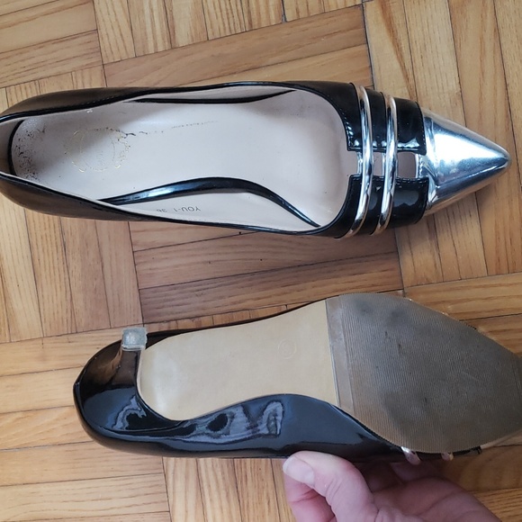 Shoes - Picture 2 of 2